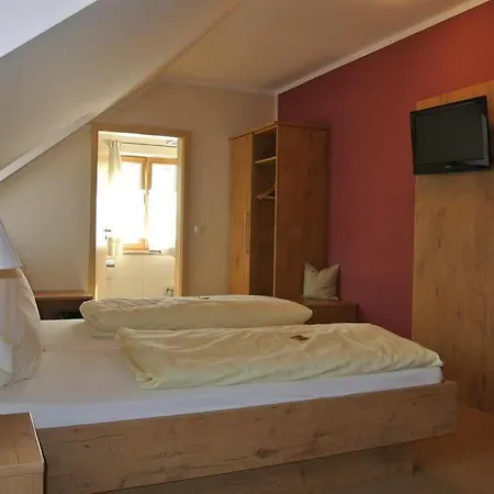 Daimerwirt 3* Moosinning